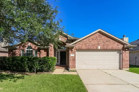 2017 Sandy Bank Lane Pearland TX 77581
