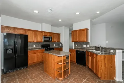 2017 Sandy Bank Lane Pearland TX 77581