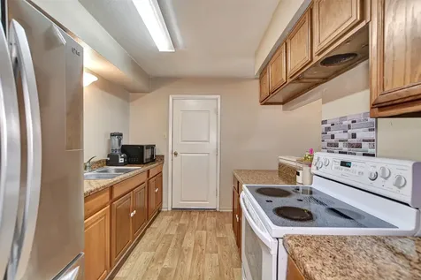 1920 6th Street Hempstead TX 77445