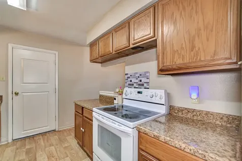 1920 6th Street Hempstead TX 77445
