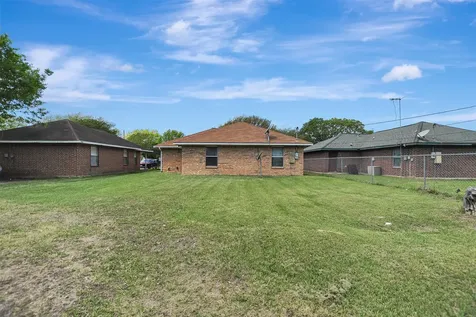 1920 6th Street Hempstead TX 77445