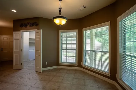289 Broadmoor Drive Huntsville TX 77340