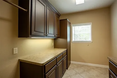 289 Broadmoor Drive Huntsville TX 77340