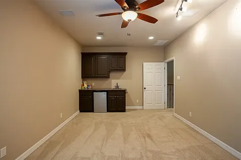 289 Broadmoor Drive Huntsville TX 77340