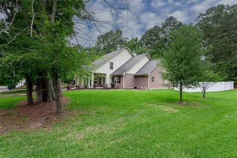289 Broadmoor Drive Huntsville TX 77340