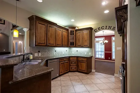 289 Broadmoor Drive Huntsville TX 77340