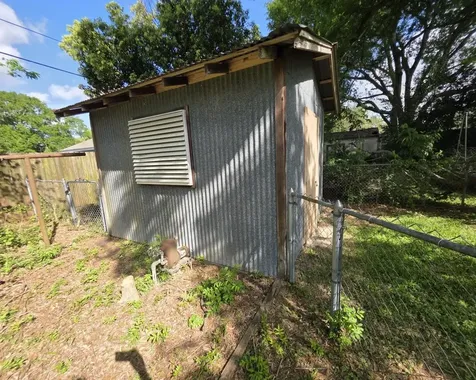 813 N Morgan Street Angleton TX 77515