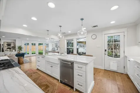 559 Rancho Bauer Drive Houston TX 77079