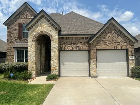 2638 Settler Hill Drive Fresno TX 77545