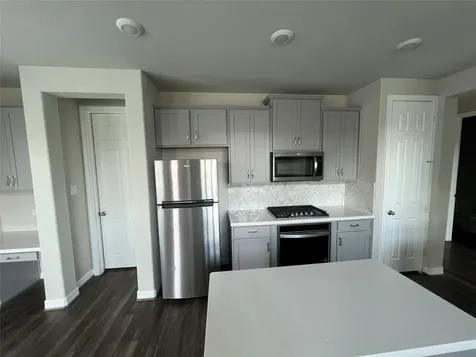 2638 Settler Hill Drive Fresno TX 77545