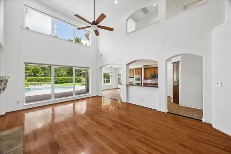 5915 Saratoga Springs Lane Houston TX 77041