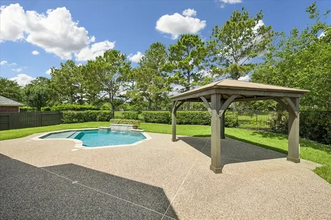 5915 Saratoga Springs Lane Houston TX 77041