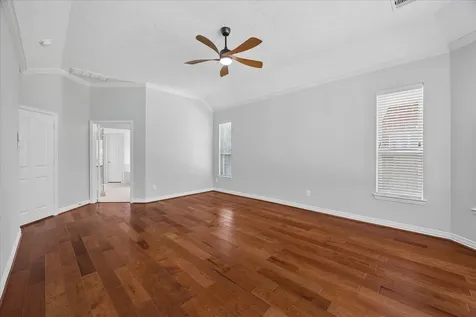 5915 Saratoga Springs Lane Houston TX 77041