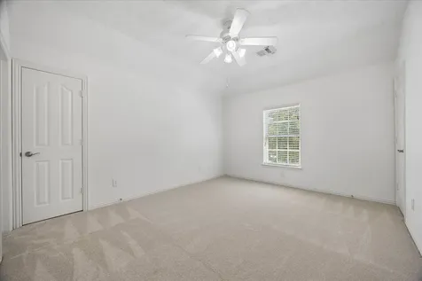 5915 Saratoga Springs Lane Houston TX 77041