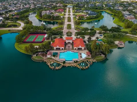 5915 Saratoga Springs Lane Houston TX 77041