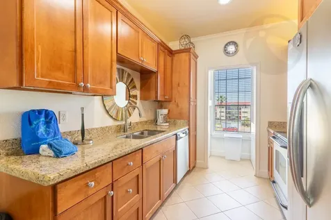 7000 Seawall Boulevard 225 Galveston TX 77551