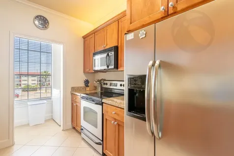 7000 Seawall Boulevard 225 Galveston TX 77551