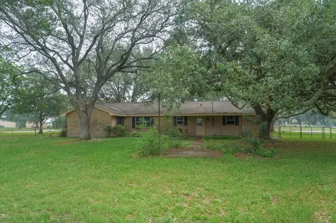 424 Candy Street El Campo TX 77437