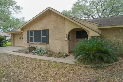424 Candy Street El Campo TX 77437