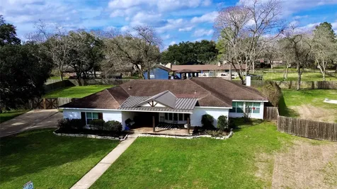 14902 Bernard Timbers Drive East Bernard TX 77435