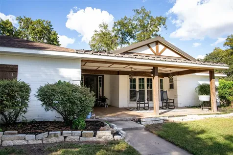 14902 Bernard Timbers Drive East Bernard TX 77435