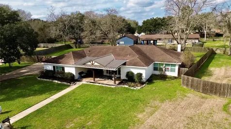 14902 Bernard Timbers Drive East Bernard TX 77435