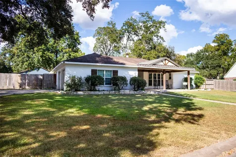 14902 Bernard Timbers Drive East Bernard TX 77435