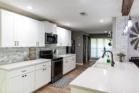 14902 Bernard Timbers Drive East Bernard TX 77435