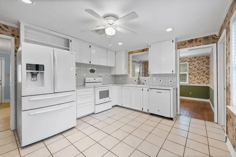 20024 W Lakeshore Drive Magnolia TX 77355