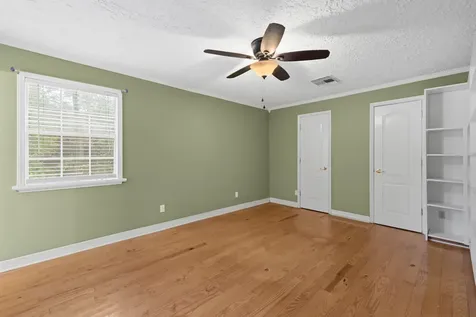 20024 W Lakeshore Drive Magnolia TX 77355
