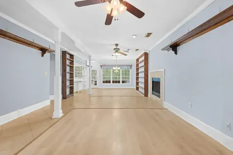 20024 W Lakeshore Drive Magnolia TX 77355