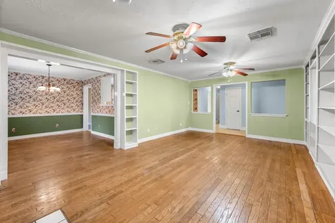 20024 W Lakeshore Drive Magnolia TX 77355