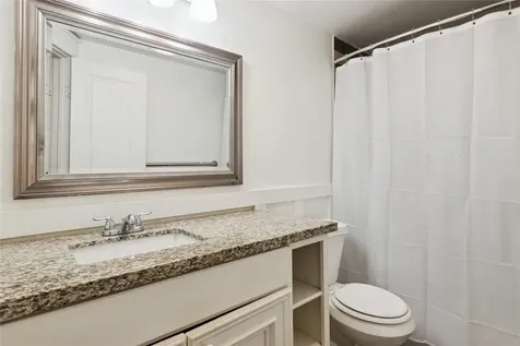 1910 East Avenue Katy TX 77493