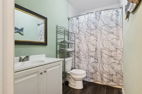1910 East Avenue Katy TX 77493