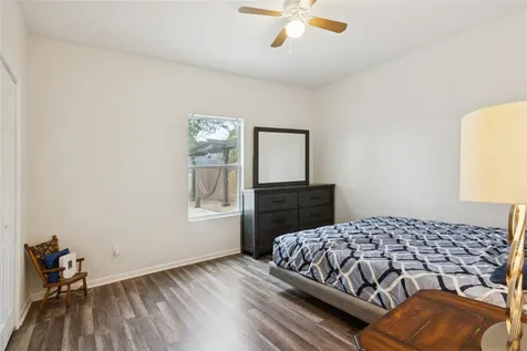 1910 East Avenue Katy TX 77493
