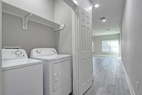 9306 Bean Street A Houston TX 77028
