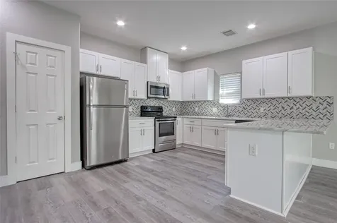 9306 Bean Street A Houston TX 77028