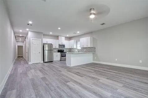 9306 Bean Street A Houston TX 77028