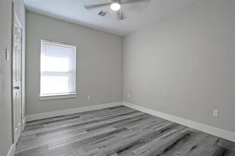 9306 Bean Street A Houston TX 77028
