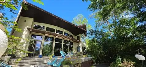 15 Hudson Circle Houston TX 77024