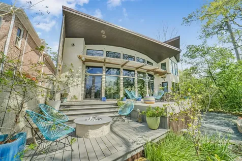 15 Hudson Circle Houston TX 77024