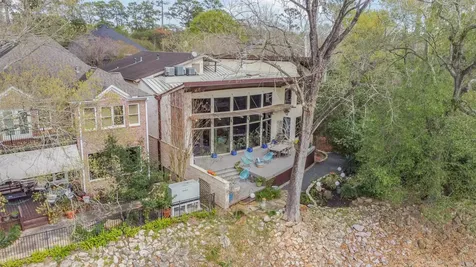 15 Hudson Circle Houston TX 77024