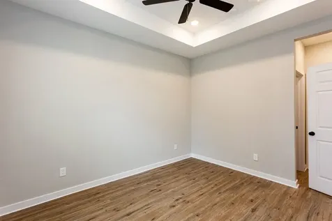 10317 Lake Road 12d Houston TX 77070