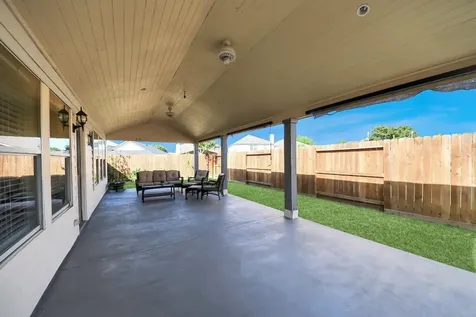 2038 Eddlewood Court Houston TX 77049