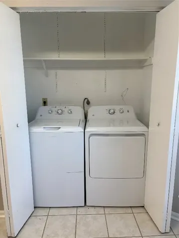 17281 Saturn Lane Houston TX 77058