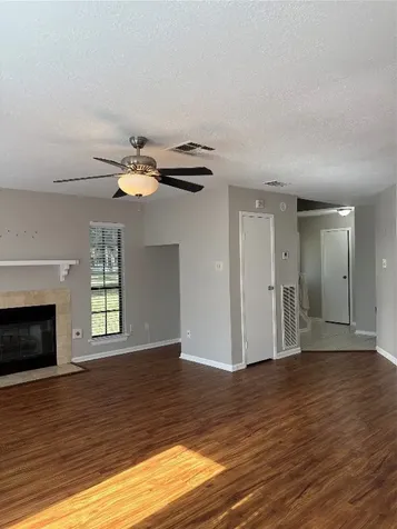 17281 Saturn Lane Houston TX 77058