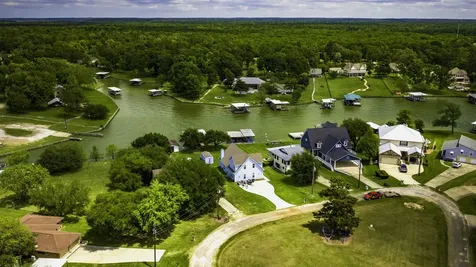 318 Harbor View Drive Livingston TX 77351