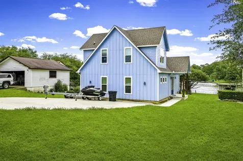 318 Harbor View Drive Livingston TX 77351