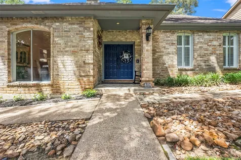112 Broken Bough Lane Conroe TX 77304