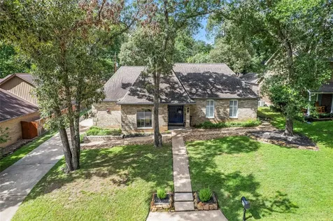 112 Broken Bough Lane Conroe TX 77304